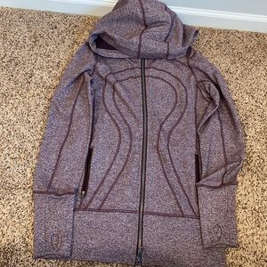 Women Lululemon Zip up